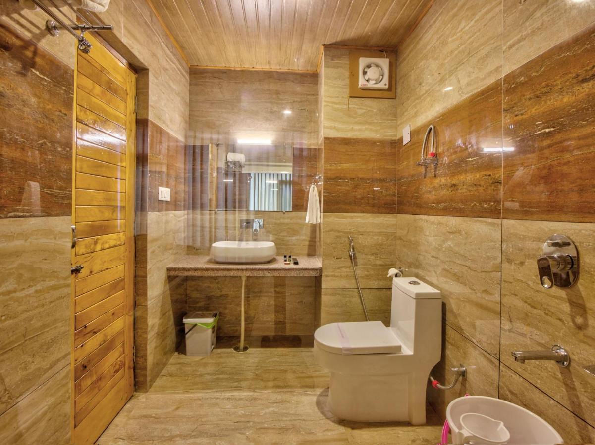 Swastik Grand Manali Hotel Exterior photo