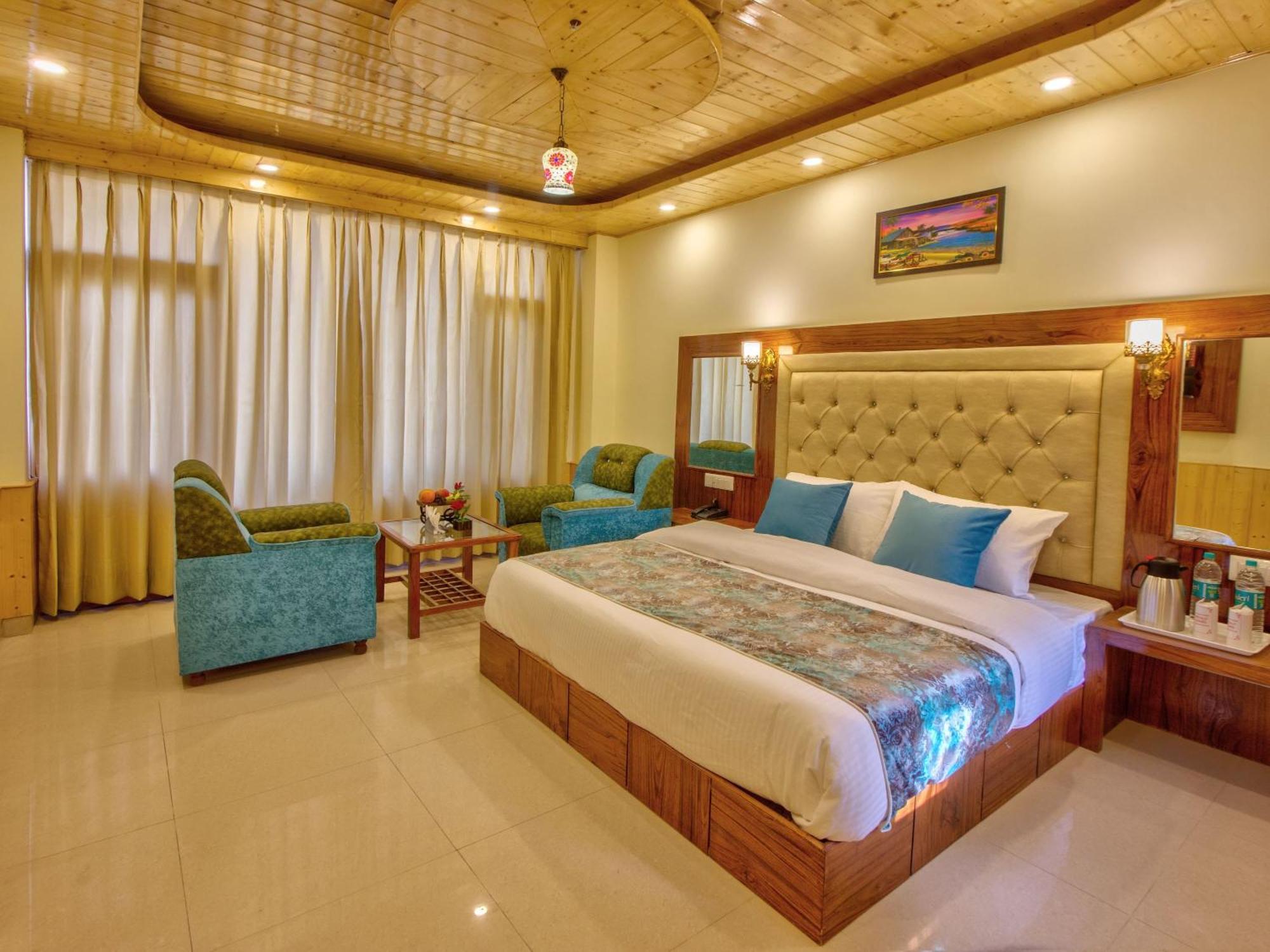 Swastik Grand Manali Hotel Exterior photo